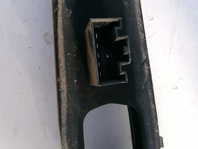 Ford Fiesta 2002-2008 2002-2008 Izzó foglalat Használt  jobb hátsó