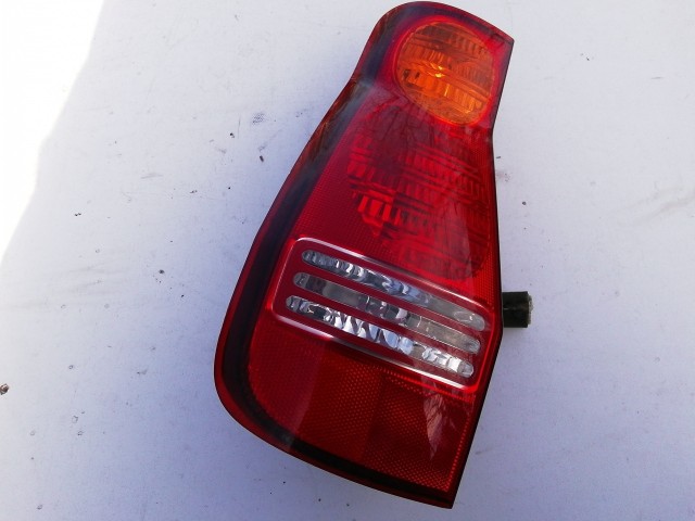 193919 Hyundai Matrix 2001-2004 bal hátsó lámpa