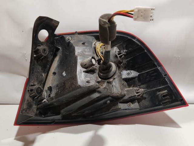 198001 Kia Rio 2011-2017 bal hátsó lámpa 92401-1w2L