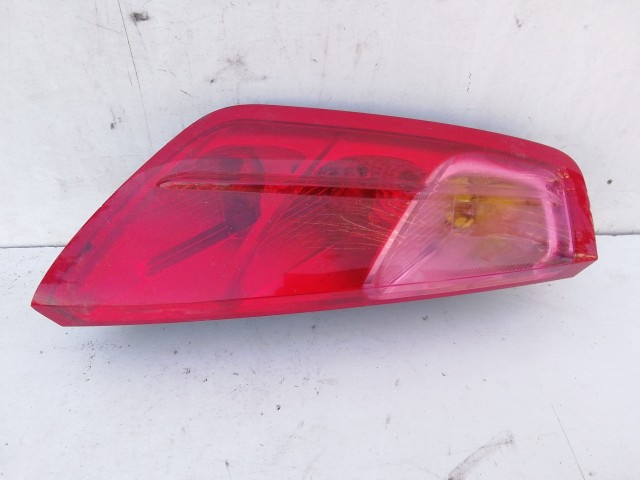 193900 Fiat Grande Punto 2005-2009 bal hátsó lámpa,a képen látható sérüléssel