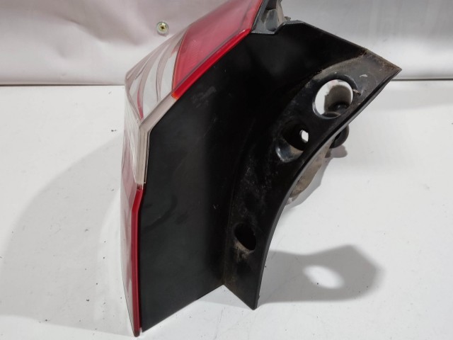 198072 Kia Rio 2011-2017 bal hátsó lámpa 92401-1W2L