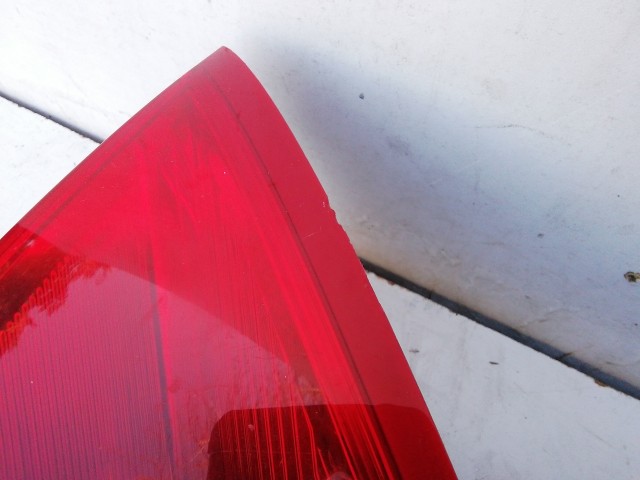 193899 Fiat Grande Punto 2005-2009 bal hátsó lámpa,a képen látható sérüléssel, izzófoglalat nélkül!!