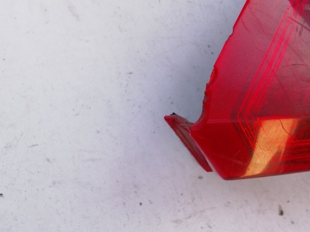 193897 Fiat Grande Punto 2005-2009 bal hátsó lámpa,a képen látható sérüléssel, izzófoglalat nélkül!!