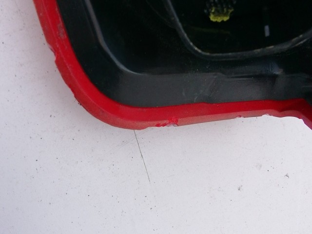 193893 Fiat Grande Punto 2005-2009 bal hátsó lámpa,a képen látható sérüléssel, izzófoglalat nélkül!!