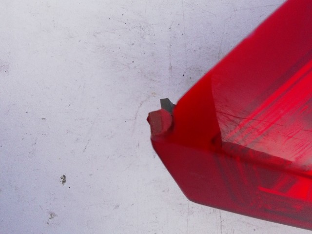 193892 Fiat Grande Punto 2005-2009 bal hátsó lámpa,a képen látható sérüléssel, izzófoglalat nélkül!!