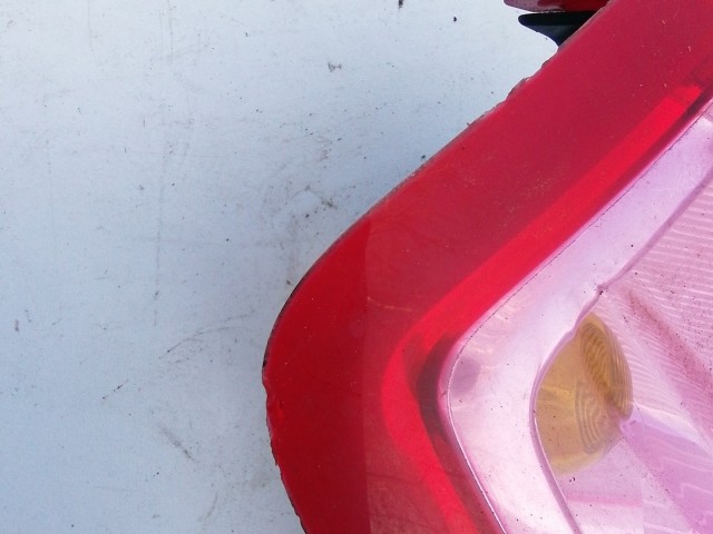193890 Fiat Grande Punto 2005-2009 bal hátsó lámpa,a képen látható sérüléssel, izzófoglalat nélkül!!