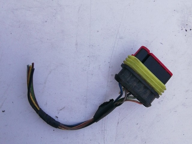 193860 Fiat 500 2007-2015 bal hátsó lámpa elektromos csatlakozó 51787494