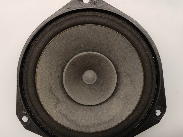 Alfa  Romeo MiTo, Giulietta hátsó hangszóró 50508493