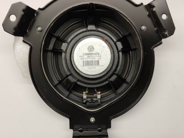 Fiat Doblo III. 130899107 számú, bal első hangszóró