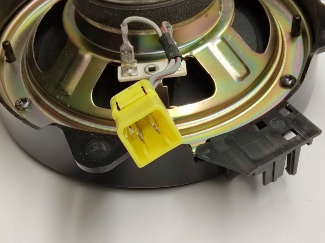 Lancia Ypsilon 2003-2011 hátsó BOSE hangszóró 46822682