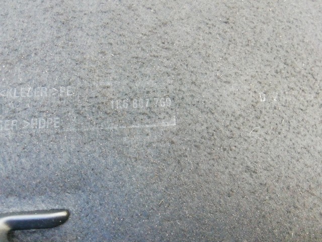 197923 Volkswagen Golf VI. 2008-2013 Kalaptartó 1K6867769