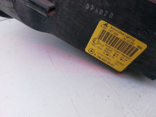 197915 Mercedes Benz A-Class(W169) 2004-2008 Lámpa , Fényszóró Használt  sima jobb első