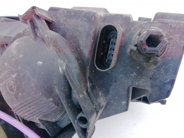 197915 Mercedes Benz A-Class(W169) 2004-2008 Lámpa , Fényszóró Használt  sima jobb első