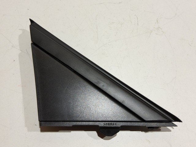 Fiat 500 utángyártott jobb első külső műanyag matt fekete