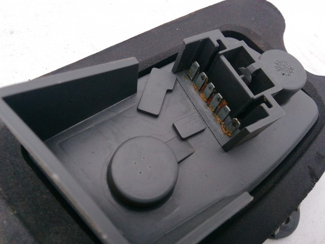 197902 Fiat Punto I. 1993-1999 jobb hátsó Izzó foglalat 7730722