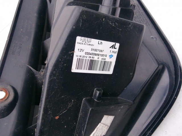 197884 Fiat Punto Evo 2009-2011 Lámpa , Fényszóró Használt  bal hátsó