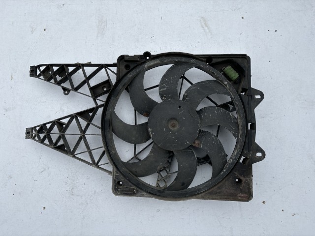 Fiat Doblo III.  2009-2015 2009-2015 Hűtőventilátor Használt   1600