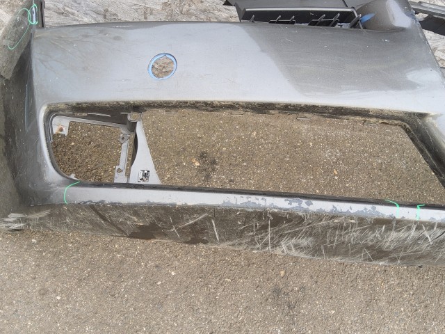 198185 Alfa Romeo 159 első lökhárító, alap kivitel ( nem mosós, nem Pdc-s) a képen látható sérüléssel 71777554