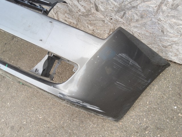 198185 Alfa Romeo 159 első lökhárító, alap kivitel ( nem mosós, nem Pdc-s) a képen látható sérüléssel 71777554