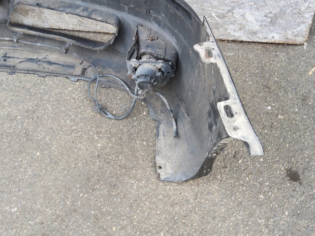 198186 Alfa Romeo 147 2000-2010 Lökhárító Használt  első   a képen látható sérüléssel