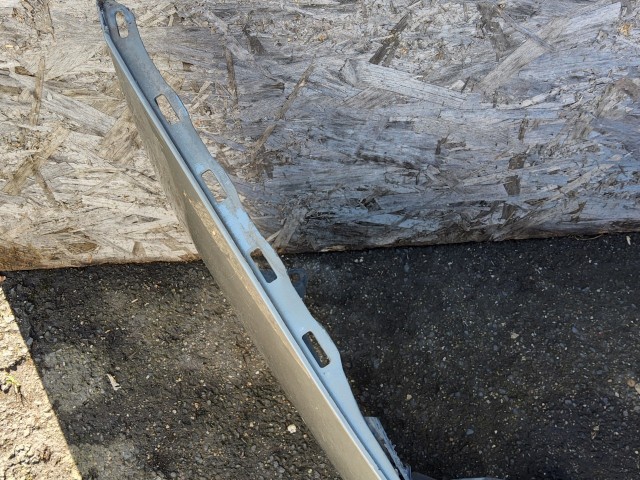 198193 Alfa Romeo 159 első lökhárító, alap kivitel ( nem mosós, nem Pdc-s) a képen látható sérüléssel 71777554