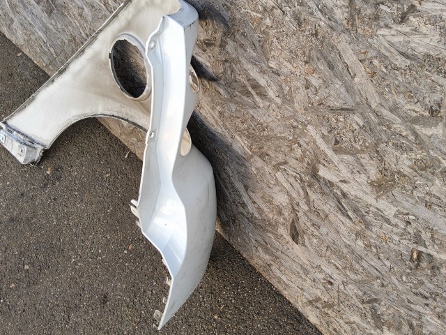 198200 Lökhárító Használt  jobb hátsó Fehér  