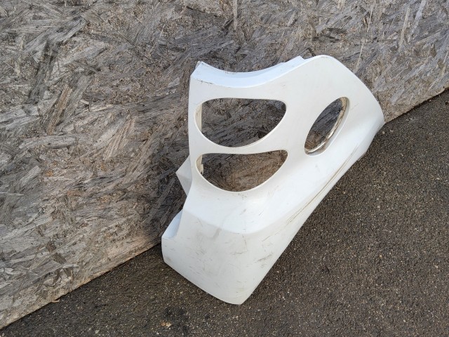 198200 Lökhárító Használt  jobb hátsó Fehér  