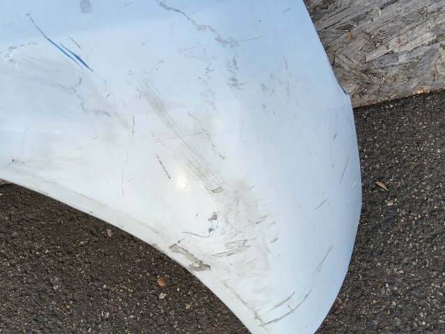 198201 Lökhárító Használt  bal hátsó Fehér  