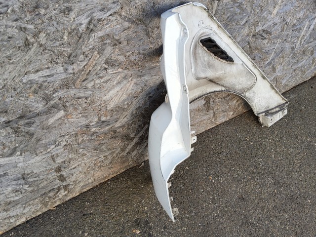198201 Lökhárító Használt  bal hátsó Fehér  