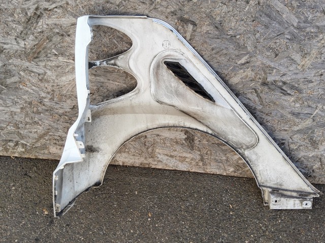 198201 Lökhárító Használt  bal hátsó Fehér  