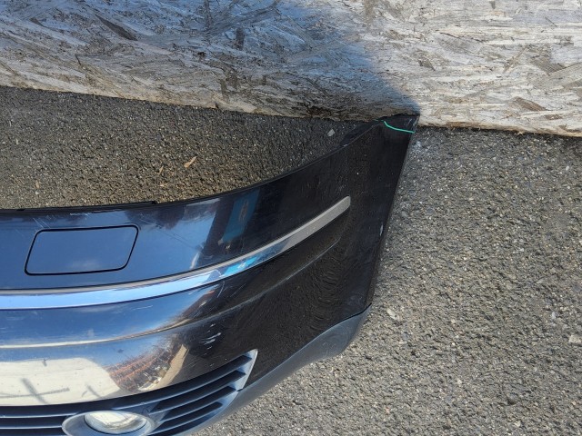 198196 Volkswagen Passat B5 1997-2005 1997-2005 Lökhárító Használt  első Fekete  a képen látható sérüléssel
