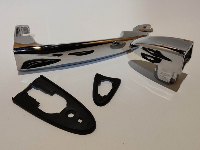 Lancia Ypsilon 2003-2011 utángyártott új jobb első külső kilincs, matt ezüst színű