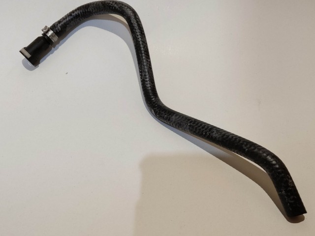 Fiat Grande Punto, Alfa Romeo MiTo utángyártott új vízcső a kiegyenlítő tartályból a termosztátházba 55703092