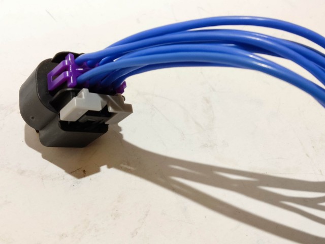 Fiat Ducato 2011- utángyártott új hátsó lámpa elektromos csatlakozó