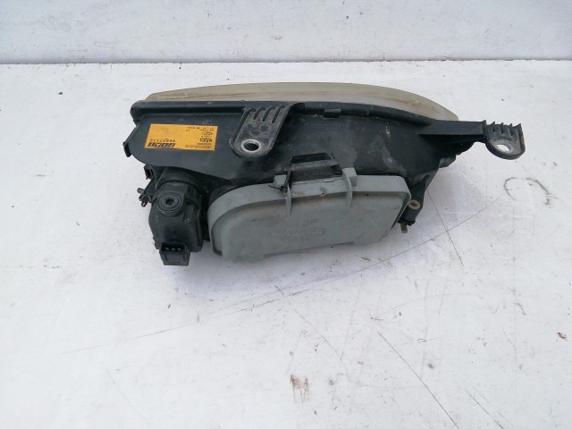 197855 Fiat Palio 2002-2008 Lámpa , Fényszóró Használt  sima bal első 