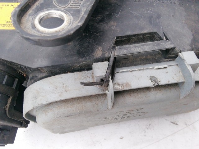 197855 Fiat Palio 2002-2008 Lámpa , Fényszóró Használt  sima bal első 