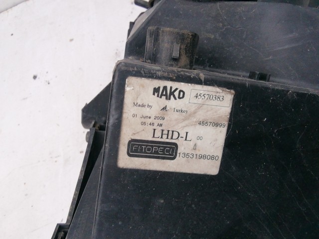 197845 Fiat Fiorino , Qubo 2008 Lámpa , Fényszóró Használt  sima jobb első Mako