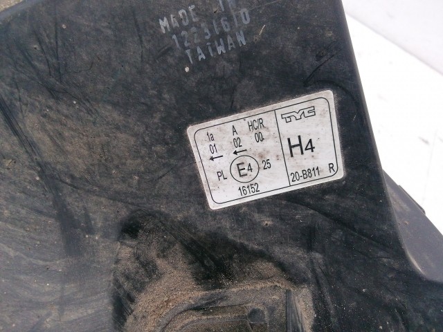 197843 Fiat Fiorino , Qubo 2007-2024 Lámpa , Fényszóró Használt  sima jobb első a képen látható sérüléssel