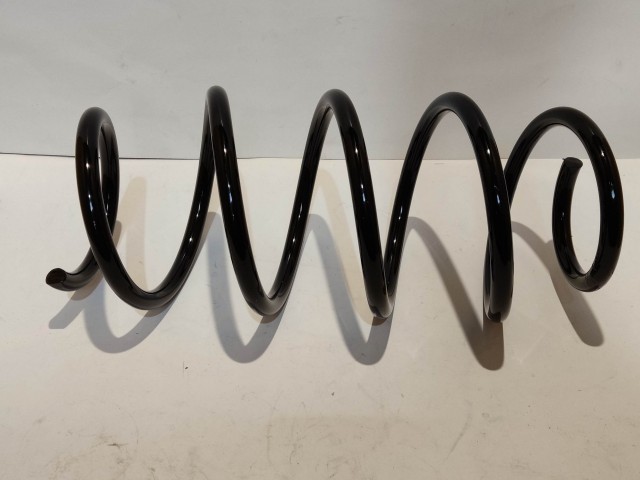 Fiat Doblo 2009-2022 1,6 16v Diesel utángyártott új első rugó 51821479