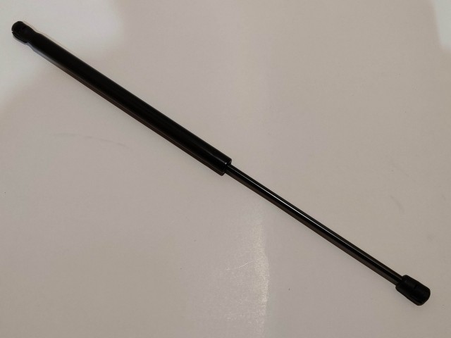 Motorháztető teleszkóp