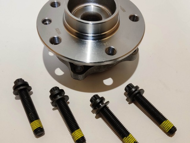 Alfa Romeo 159, Brera, Spider utángyártott új hátsó kerékagycsapágy DAYCO