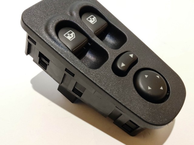 Lancia Ypsilon II.  2003-2009 utángyártott új, bal első elektromos ablakemelő kapcsoló 