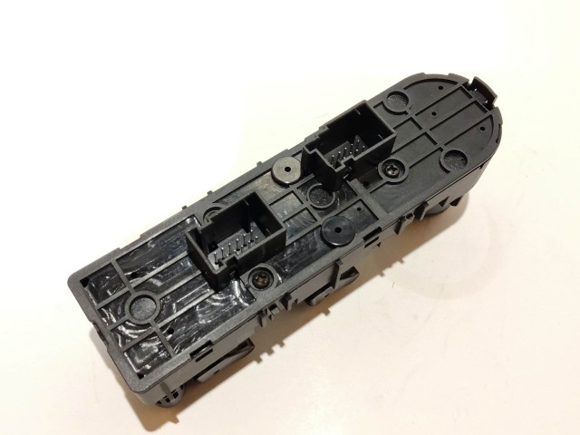 Alfa Romeo Giulietta utángyártott új, bal első ablakemelő kapcsoló 4x, tükörbehajtós kivitel