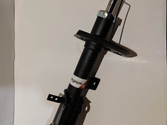 Fiat Freemont 2,0 16v Diesel utángyártott új, bal első lengéscsillapító 