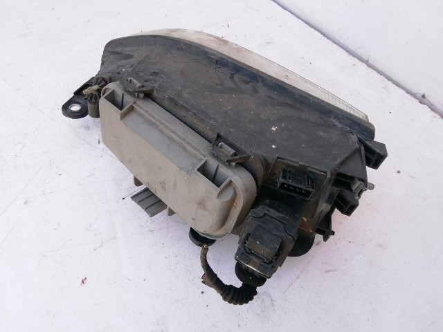 198410 Fiat Palio 2002-2008 Lámpa , Fényszóró Használt  sima bal első 