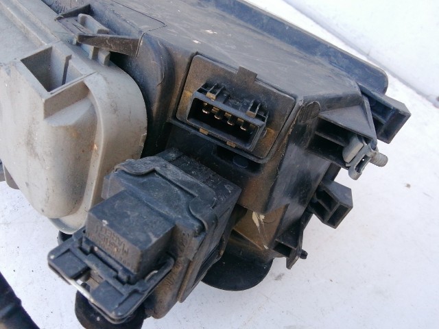 198410 Fiat Palio 2002-2008 Lámpa , Fényszóró Használt  sima bal első 