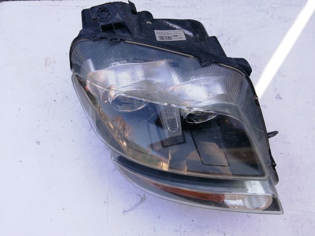 198406 Fiat Ulysse 2001-2010 Lámpa , Fényszóró Használt  sima jobb első