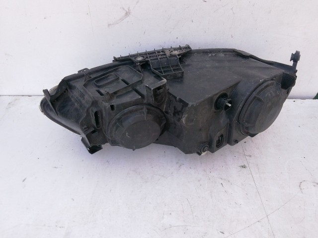198394 Fiat Croma  2005-2008 Lámpa , Fényszóró Használt  sima bal első  a képen látható sérüléssel