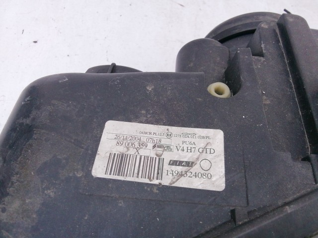 198383 Fiat Ulysse 2001-2010 Lámpa , Fényszóró Használt  sima bal első  a képen látható sérüléssel