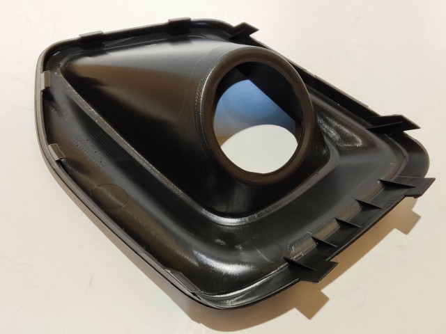 Fiat Fiorino 2016-2024 utángyártott új bal első ködlámpa keret 